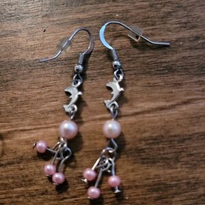 Ee Pink Pearl Dolphine Dangle Earrings